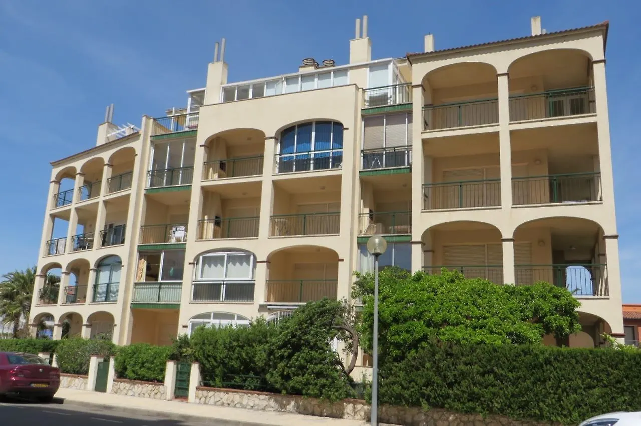 Golf II 15 Apartment Roses Spain